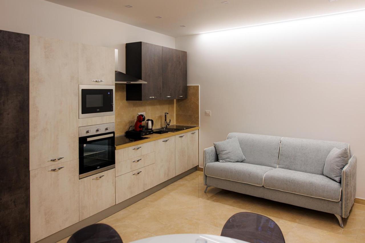 Next To Sea Apartment Crotone Exterior foto